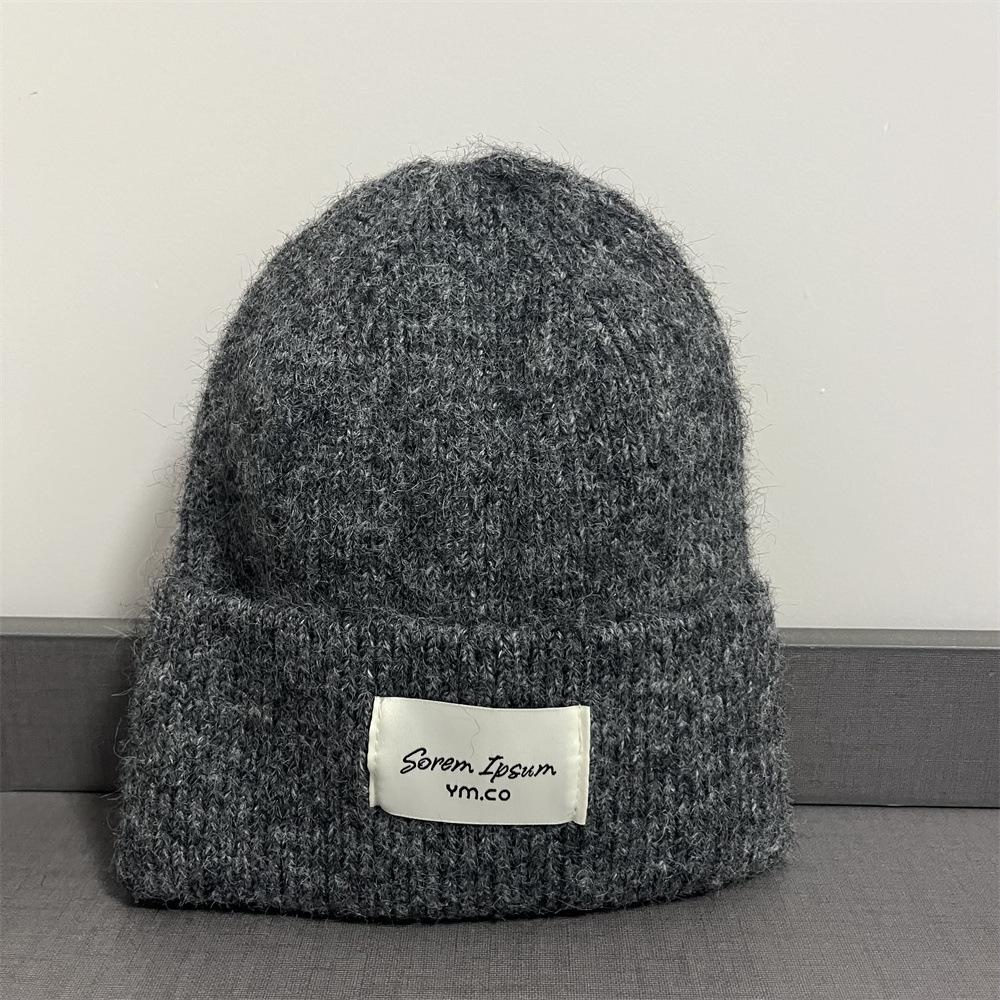 Kleiner Standard-Wollhut Damen warm schlicht retro Herbst und Winter kältefest Schlupfmütze modifiziert die Gesichtsform und zeigt ein kleines Gesicht