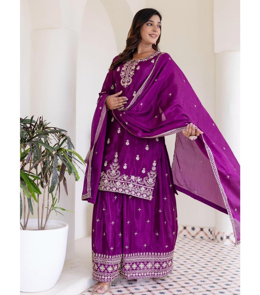 Damen Designer Partykleidung Bestickt Chinonseide Kurti Palazzo Dupatta Set Salwar Kameez Anzug