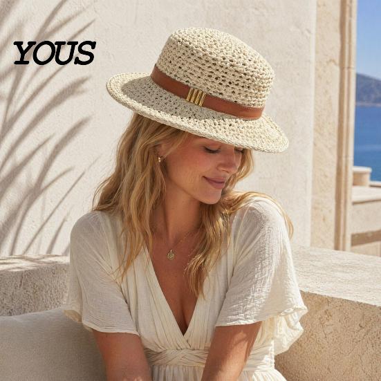 Fashionable Sun Hat for Holiday Women Wide Brim Straw Hat, with Retro Leather Belt, Lightweight Protection UV Foldable Breathable Travel Summer Beach