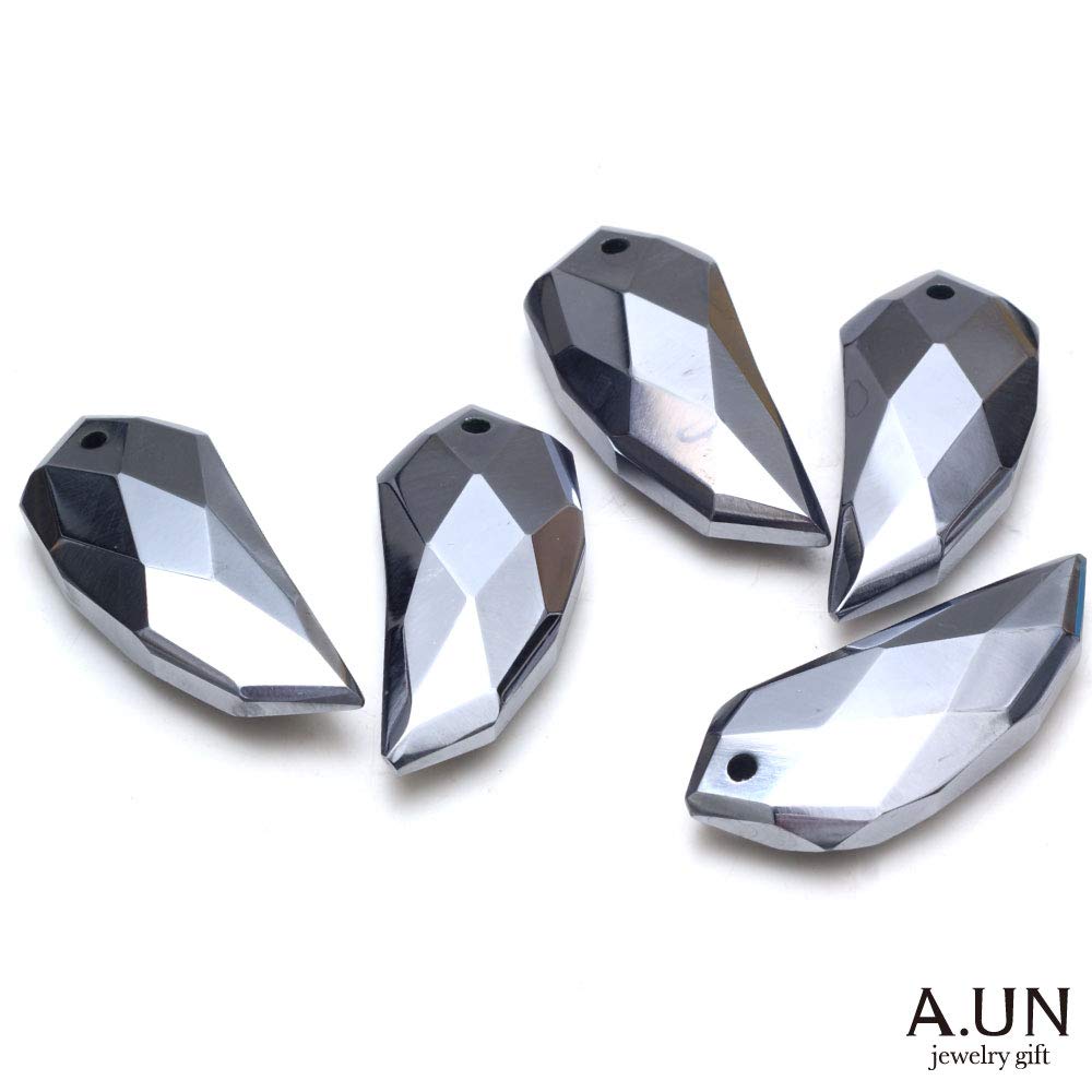 Exclusive Jewelry Gift Terahertz Necklace Wolf Fang Pendant Choker with Power Stone and Natural Adjustable Size [Amazon Brand] A.UN Stone, [Terahertz