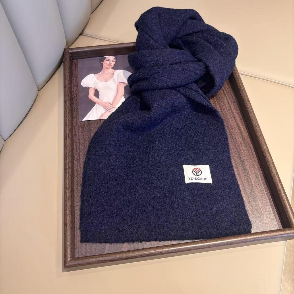 Sciarpa Lavorata a Maglia da Donna di Alta Gamma Monocolore Autunno/Inverno 2025 - Scaldacollo Versatile, Caldo, Ispirato al Natale per Studentesse
