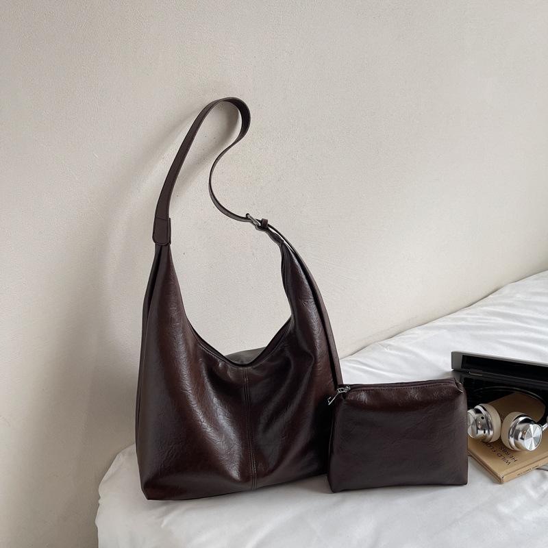 2025 Retro Large-Capacity Tote: High-End, Versatile Women's Luxury Shoulder & Crossbody Bag