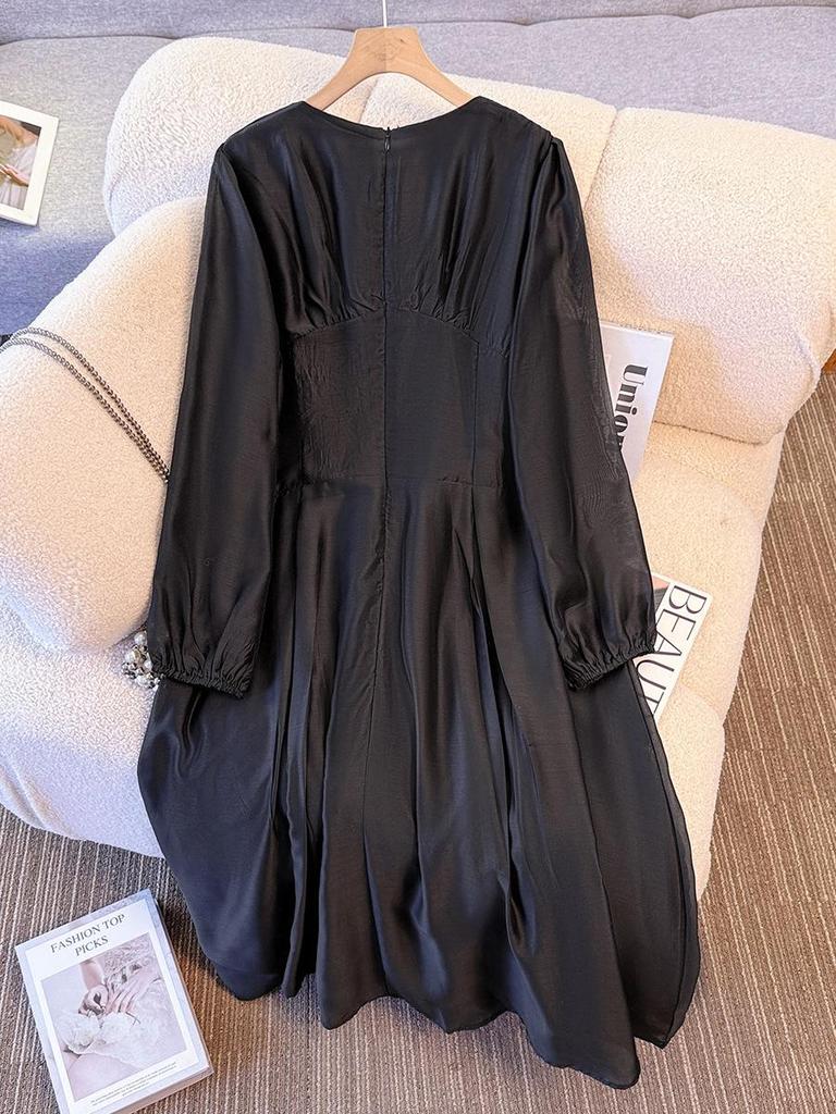 High-End Plus Size Women's V-Neck Rhinestone Dress (130-300 lb) - Elegant French Style