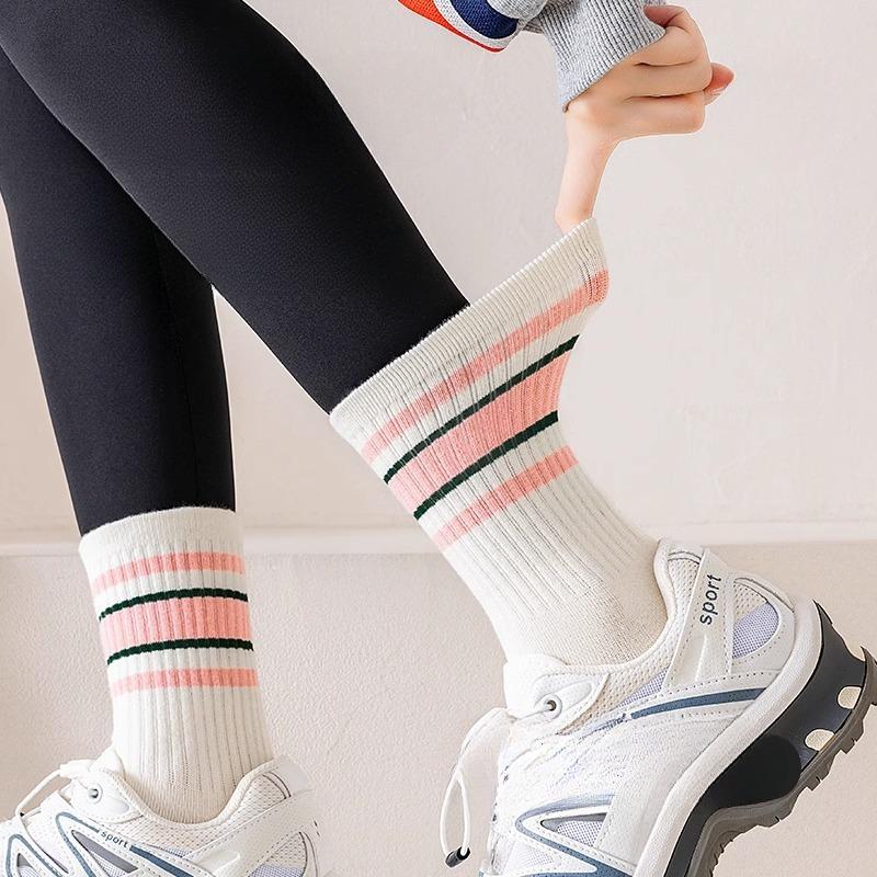 Mid-calf Pure Cotton Anti-odor Spring and Summer Socks for Junior High School Students, Long Calf Sports Running Yoga Socks with Shark Pants