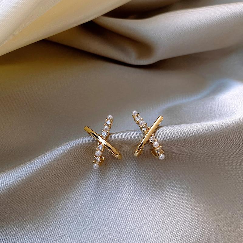 925 Silver Needle Temperament High-end Full Diamond Pearl Earrings Women's ins Wind Geometric Earrings Korean Light Luxury Earrings
