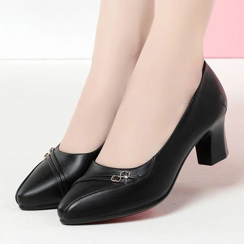 Fashion Women Fashion Comfort High Quality Black Soft Leather Spring Slip on Shallow Mouth Square Heel Cool Autumn Single Shoes