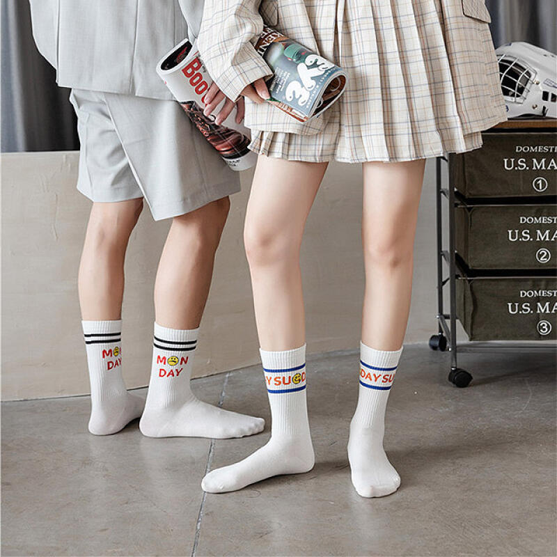 Daily Smile Crew Socks 7-piece set tuesday
