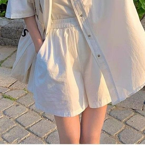 

Korean Style Casual Short-Sleeve Shirt and Shorts Two-Piece Set - Slimming Summer Petite Fit S (90-100 Jin)