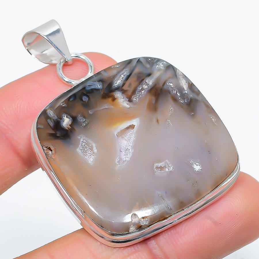

Tube Agate Gemstone Handmade Ethnic Jewelry Pendant 1.97 SR-7063