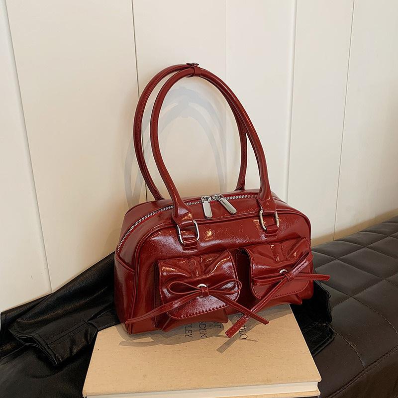 Today'S Popular Silver Bow Shoulder Armpit Bag Women'S Handbag Sweet Cool Bowling Bag Locomotive Bag