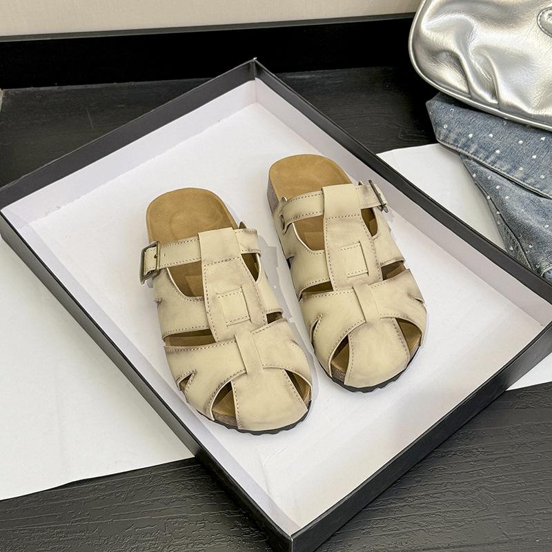 Beach slippers 2025 summer new thick-soled half-pack shoes casual wear retro hollow half-drag cool slippers