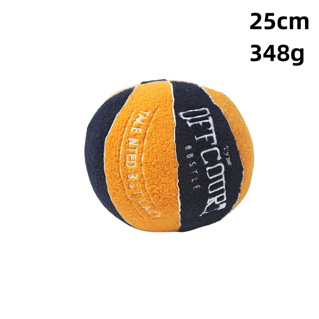 Kreativní plyšová panenka polštář na basketbal mimo hřiště