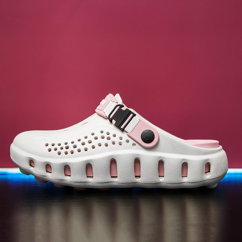 Fashion Clogs Women And Men Sandals Casual Shoes Unisex Slippers EVA Lightweight Sandals For Summer Beach Sandals