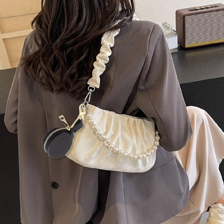 Convenient Travel Case with Keychain Attachment Portable Jewelry Storage Pouch Stylish Jewelry Storage Bag