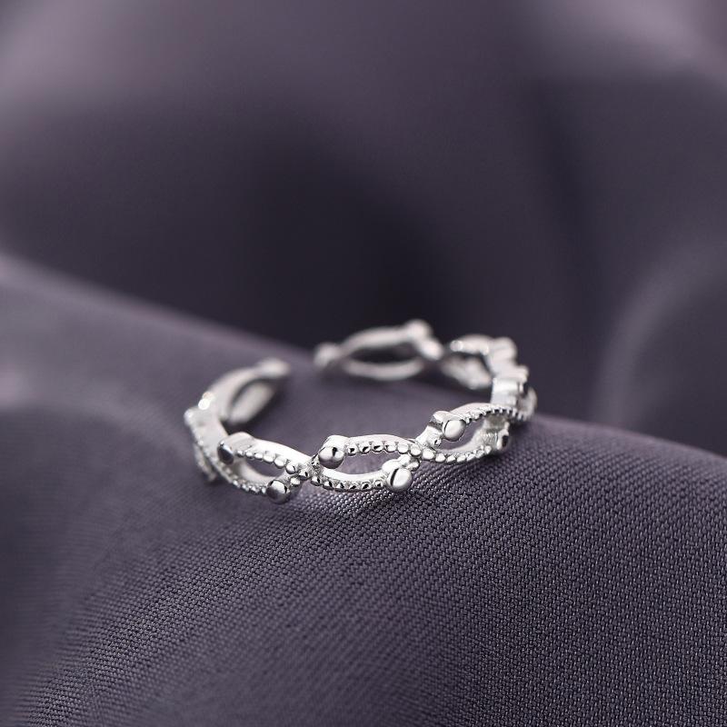 Personalized Girlfriend Ring Jewelry Light Luxury Niche Design Hollow Line Sense Cross Dot Open Ring Women