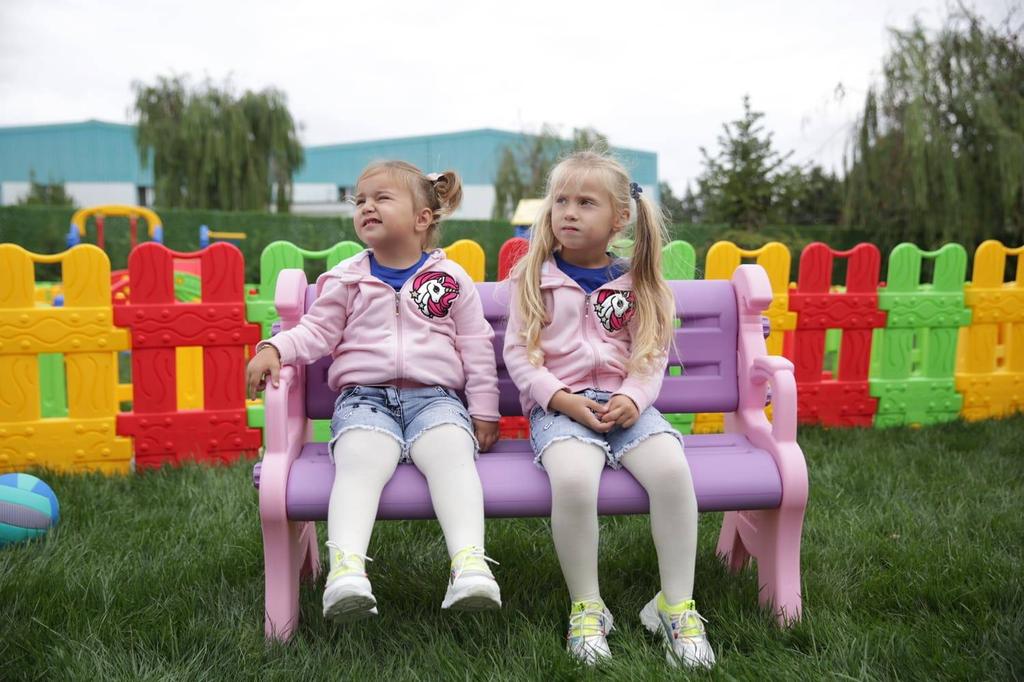Dětská lavička pro dětský pokoj, nábytek do herny pro dětskou hru a aktivitu, King růžová a fialová