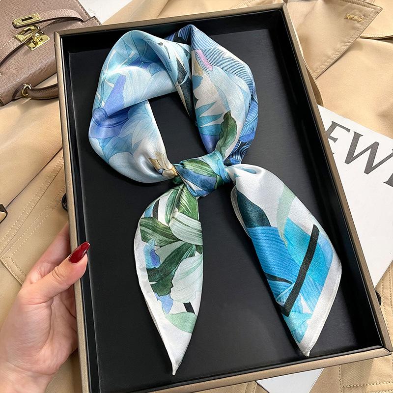 111% Milk White Jungle Mulberry Silk Scarf Women's Spring and Autumn Versatile Silk Small Square Scarf Thin Seaside Shawl
