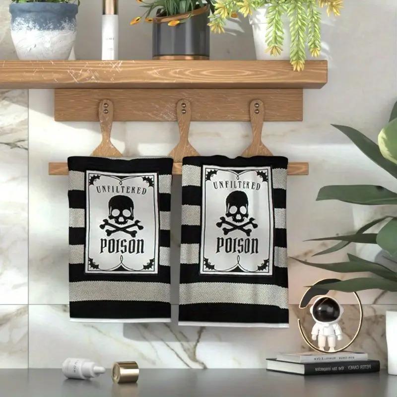 Halloween Decorative Kitchen Towels Microfiber Dish Cloths with Spooky Prints Absorbent Holiday Cleaning Rags for Home Table Decor (40x60cm)