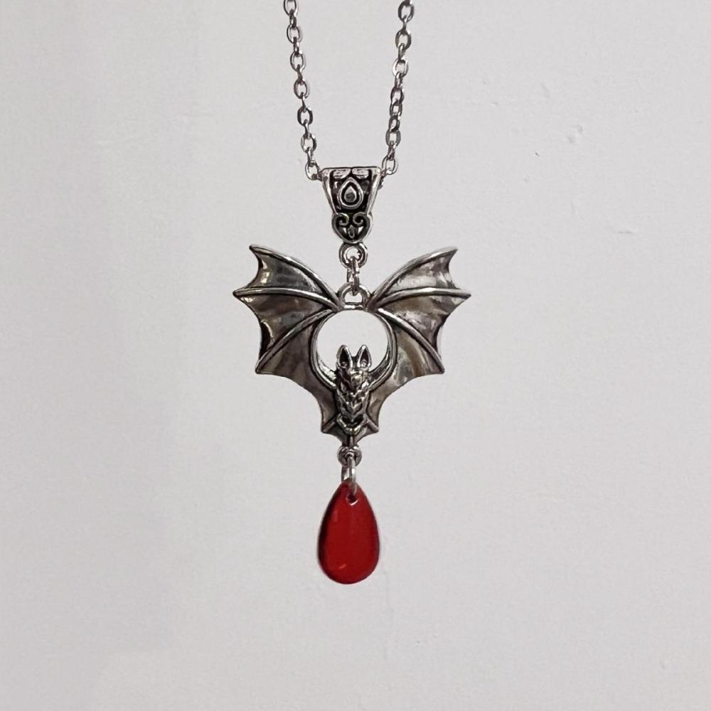 Gothic Victoria Sliver Color Bat Wings Red Blood Drops Pendant Necklace for Women Hallowmas Party Charm Jewelry Accessories Gift