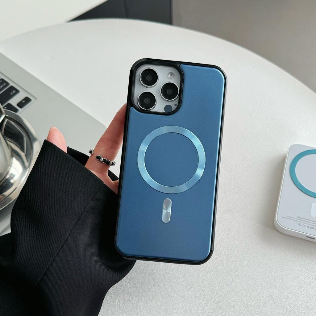 Złota Tarcza Odpowiednia dla IPhone16 Jednolity Kolor Skóra w Dotyku Wzór CD Magnetyczne Etui z Przyssawką Apple 16PM Magnetyzacja Dwa w jednym 15 Etui Ochronne