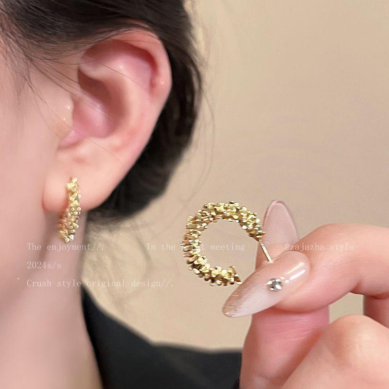 Niche Style Small Pieces of Silver Women's Fancy Best Selling Elegant Stud Earrings