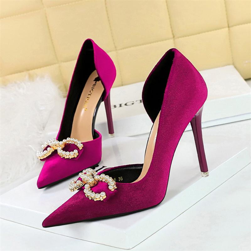 

Fashion Fashion Pumps Thin High Heel Shallow Mouth Pointed Toe Side Hollow Velvet Pearl Crystal Buckle Butterfly Knots Women Shoes 36(Foot23cm)