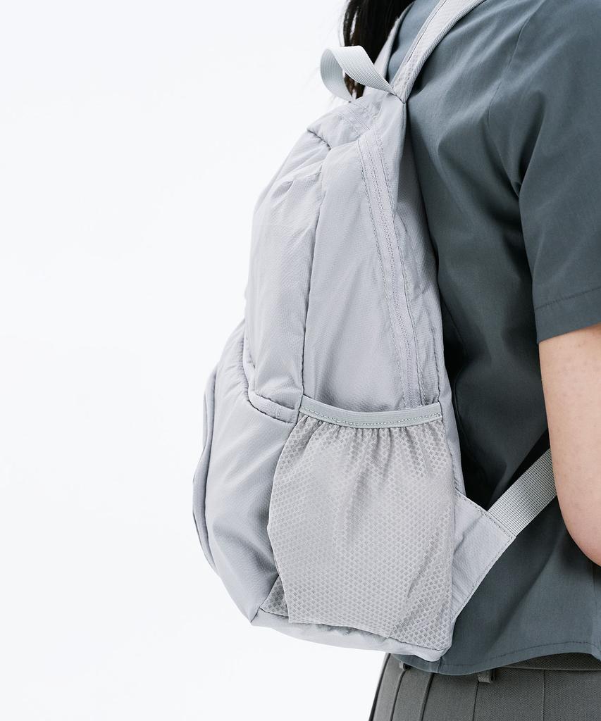 Hanahi Double Diagonal Zipper Backpack Gray