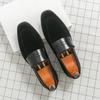 Modische Herrenschuhe aus Kuhveloursleder Bequeme und lässige Herren-Slipper aus Leder Markenschuhe für Business Elegant Low Top Slipper