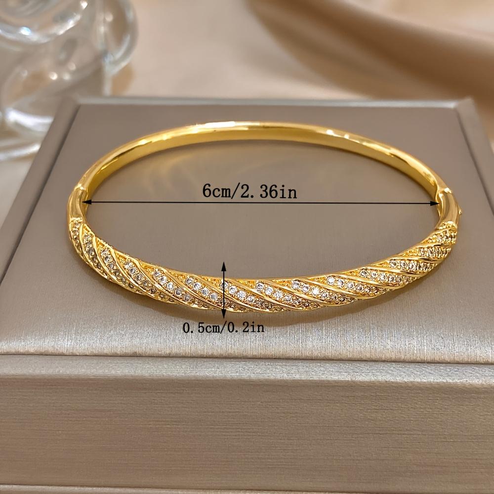 1A Stylish Twisted Half-circle Rhinestone Copper Bracelet, an Elegant and Versatile New Spring/summer Couple's Bracelet, Suitable for Daily Wear and