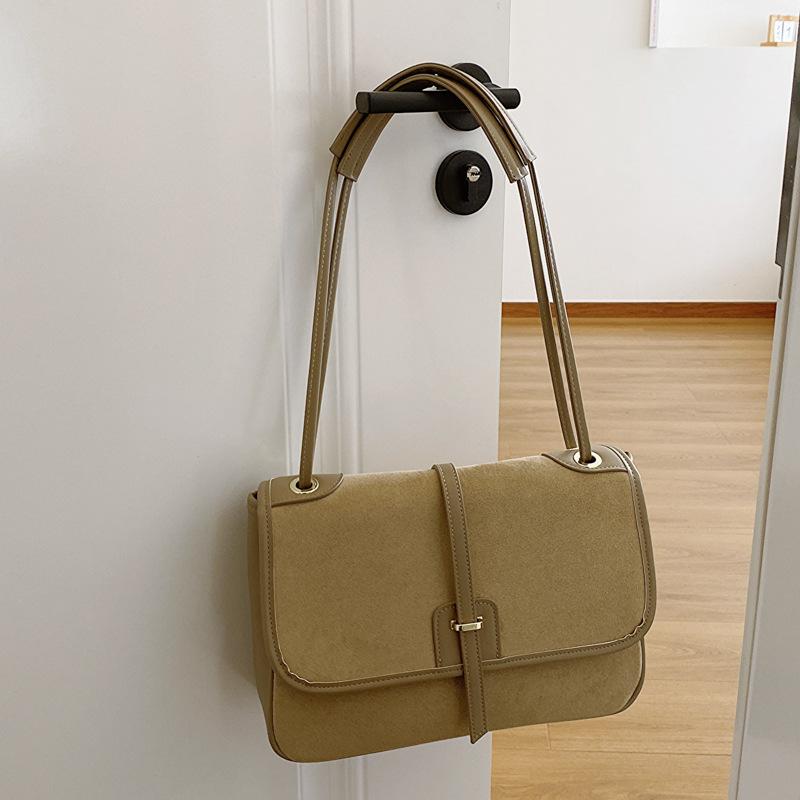 Ретро кожаные сумки подмышки для женщин французские сумки через плечо большой вместимости — фото 9