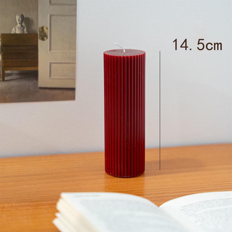 LIEI Retro Red Candle & Black Candlestick Set