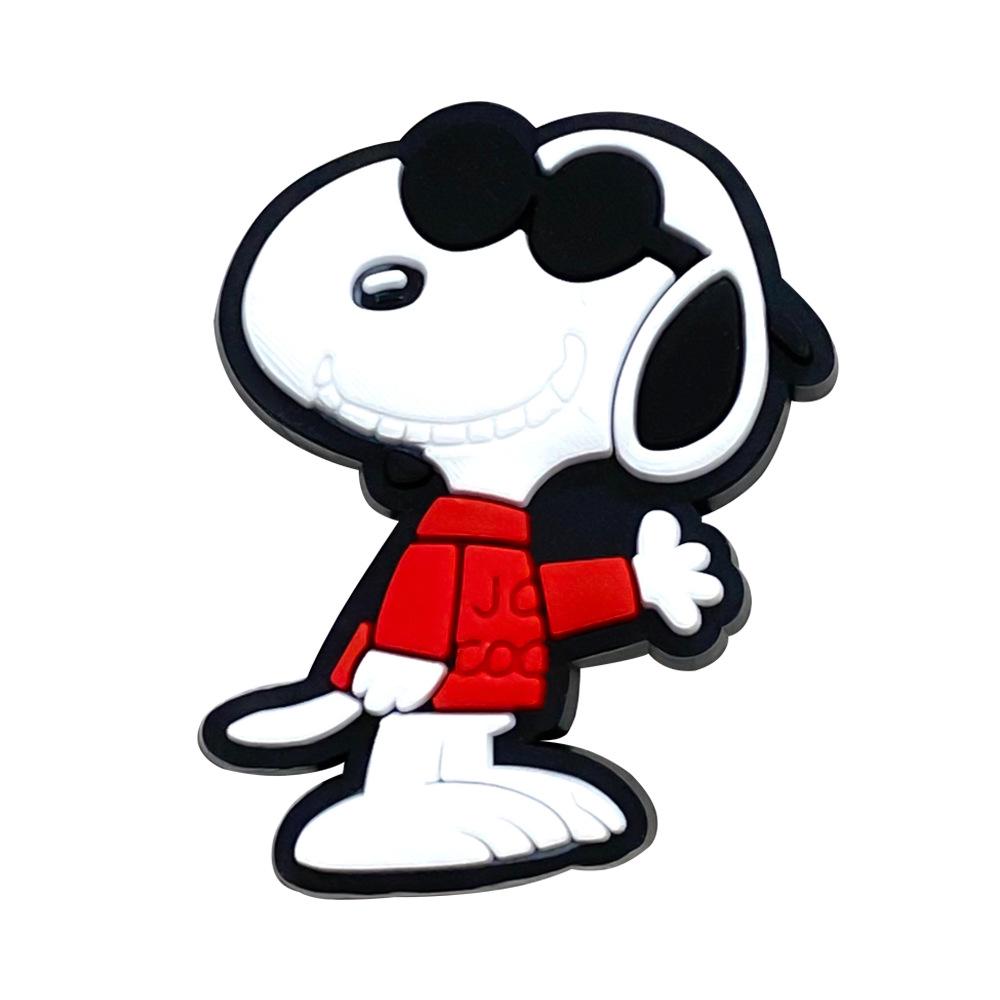 24 Snoopy PVC Rubber Patches – Decorative Detachable Buckles for DIY Accessories