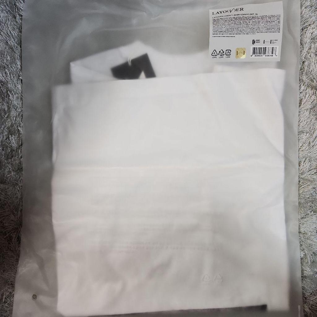 [USED] BTS V Taehyung Yeontan layover T-shirt size S