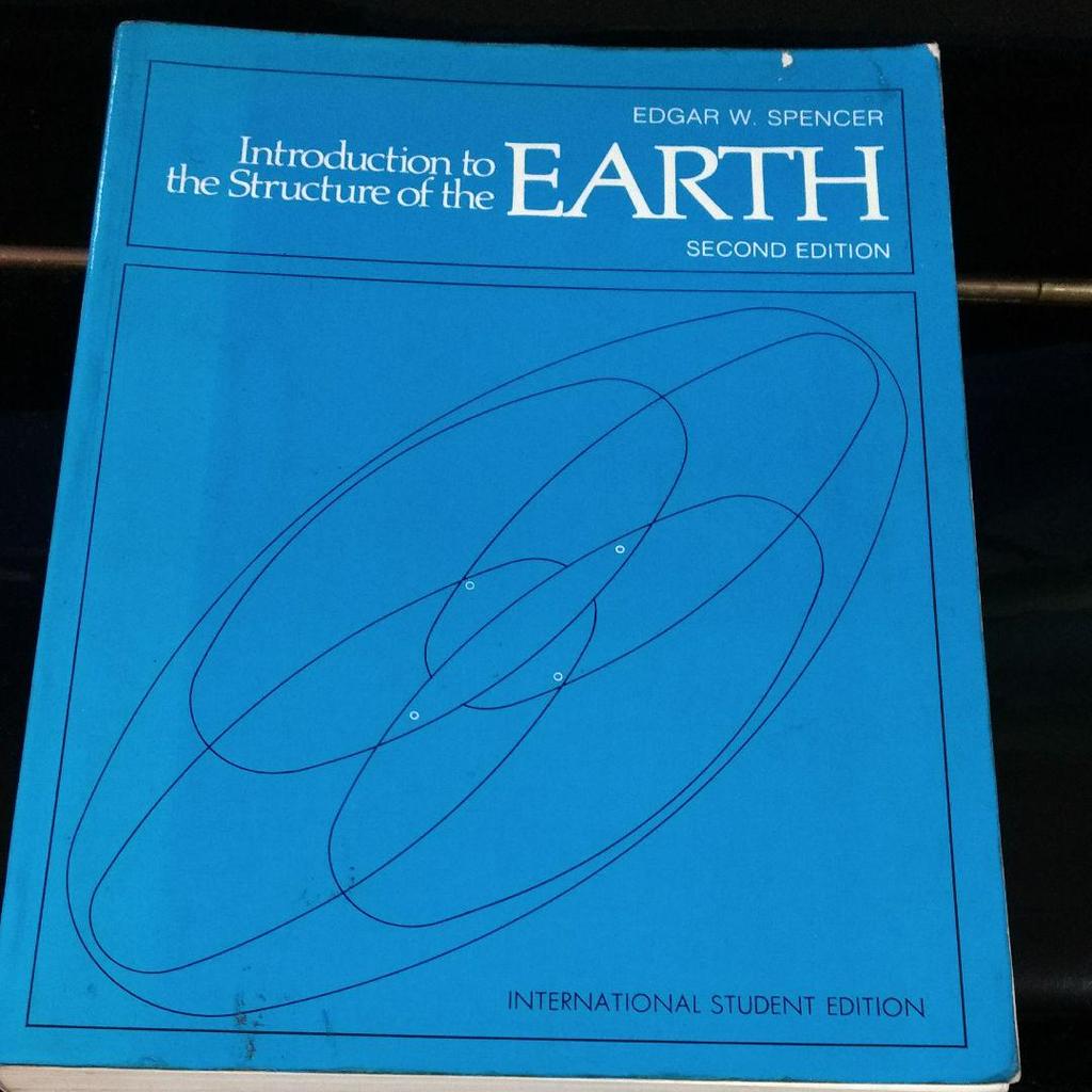 [USED] Structure of the EARTH