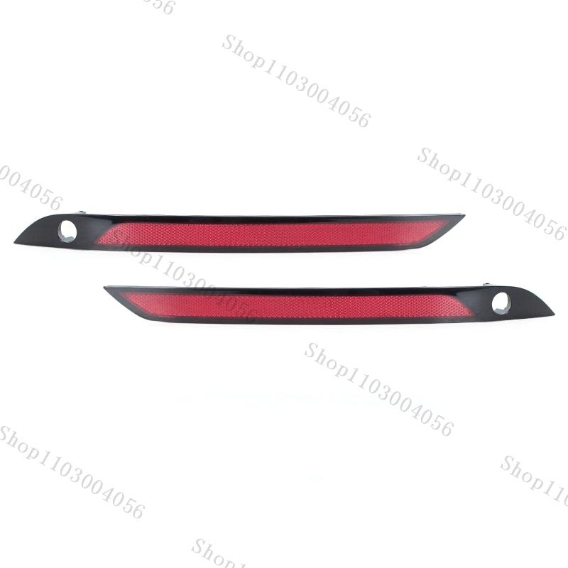 Car Rear Bumper Reflector Light Without Bulb For Volvo V60 MK2 Rear Fog Light Rear Bumper Lights Reflector Lamp Car Accessories