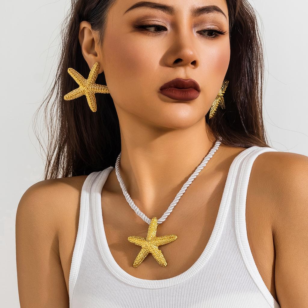 Exaggerated Boho Metal Big Starfish Star Pendant Choker Necklace Women Summer Punk White Chunky Chain Y2K Jewelry Accessories