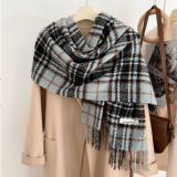 Retro plaid Japanese and Korean atmosphere plaid scarf women's plaid series contrasting color warm shawl student scarf