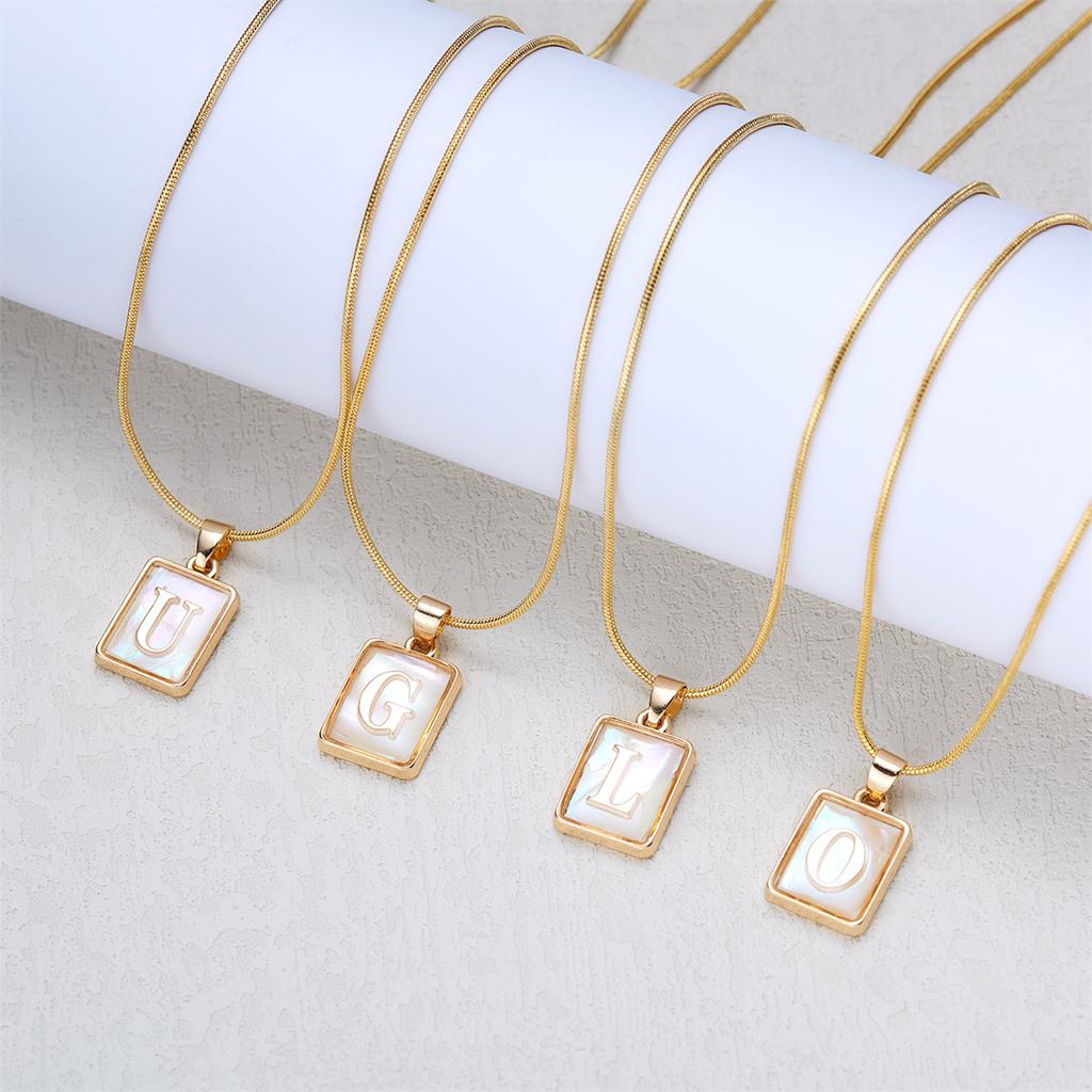 Fashion 26 Initial Letters Pendant Necklace For Women Gold Color A-Z Alphabet Square Shell Snake Chain Choker Birthday Jewelry
