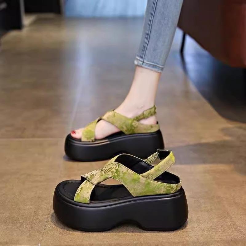 

Thick-soled Height-increasing Anti-slip High-heeled Sandals for Women New Versatile Beach Shoes 35 зелений