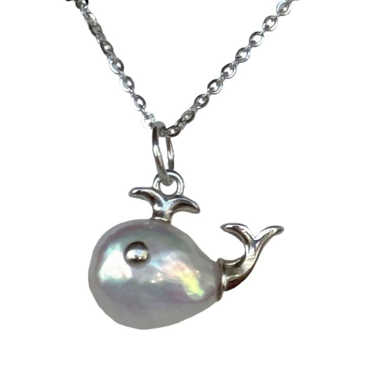 

Stylish Whale Shaped Jewelry Necklace Crafted From Sturdy Alloy Ornament for Gifting and Fashionable Outfits Daily Use 1 срібний