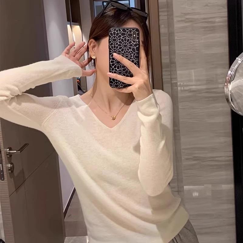 White v-neck sweater bottoming shirt women's spring and autumn new thin inner sweater autumn and winter low-necked knitted top