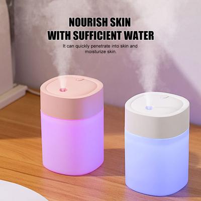 200ml Portable Mini Humidifier USB Powered With LED Light Car Home Humidifier Aroma Essential Oil Diffuser Interior Accessories