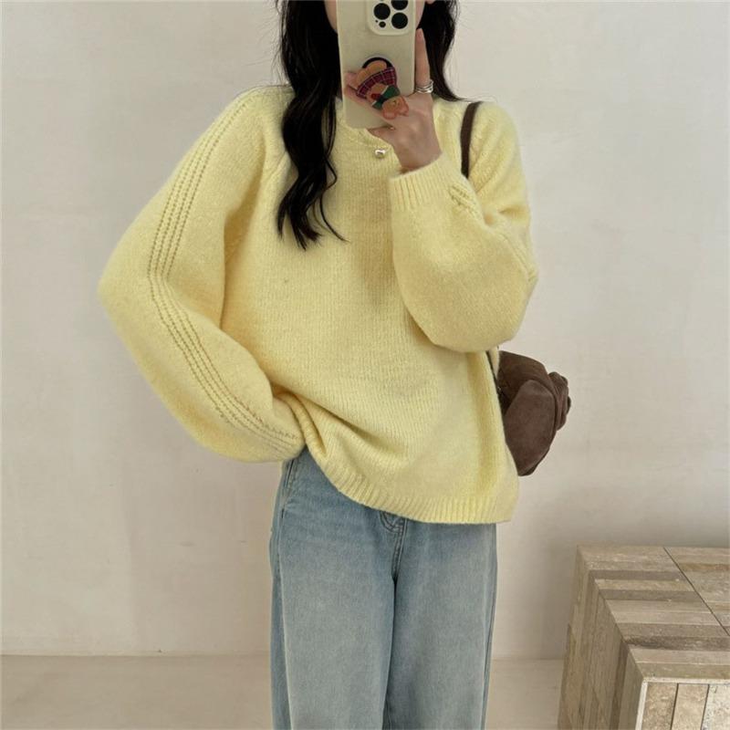 Lazy wind round neck pullover sweater women's autumn and winter new loose and thin soft waxy outer knitted sweater top