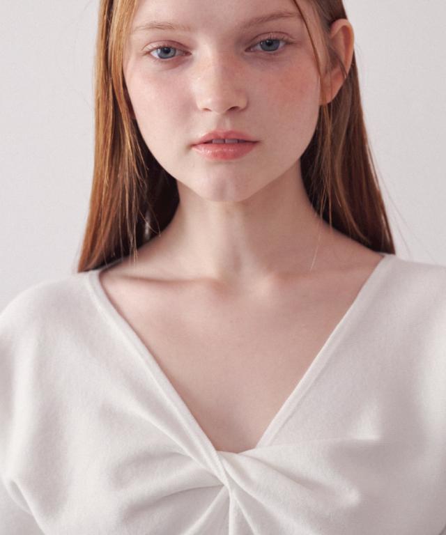 RONRON Knot Ribbon V Neck Knit Ivory