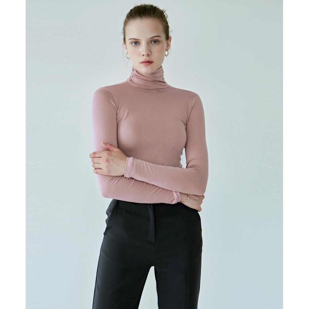 

NICKNICOLE Slim Turtleneck TopIndi Pink