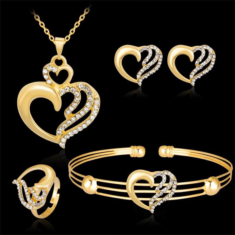 Exquisite Alloy Diamond Set Love Four-piece Lovely Exquisite Hollow Hollow Versatile Necklace Set