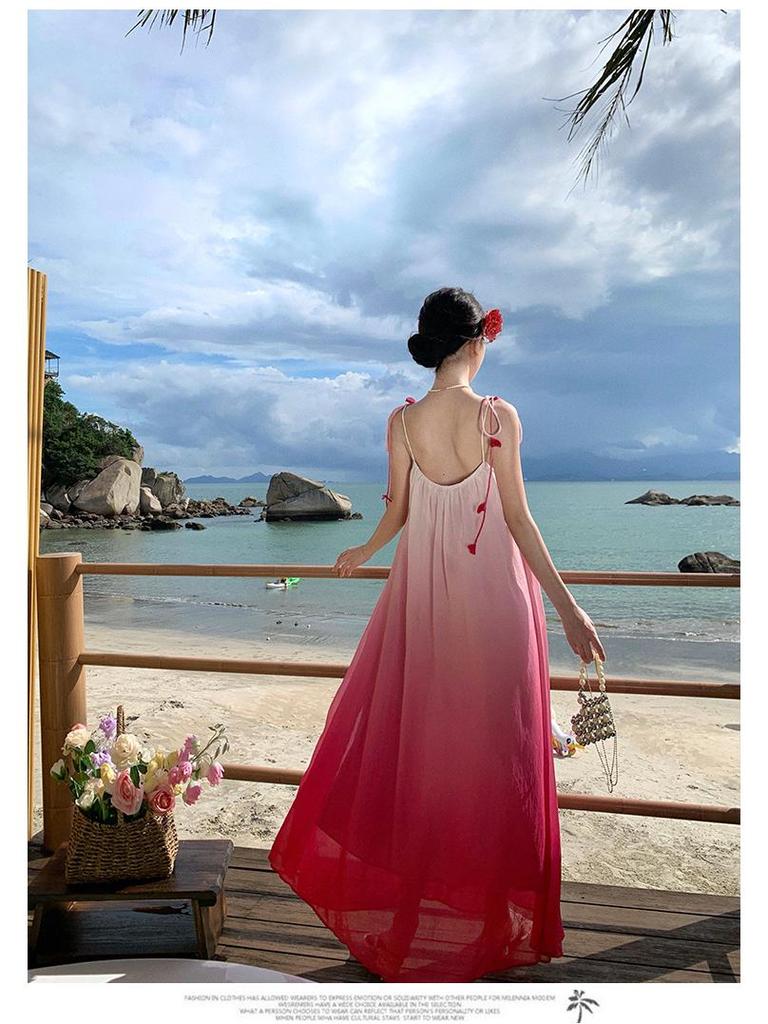 Stunning Gradient Floral Camisole Dress, Perfect for Beach Photoshoots and Vacation Travel