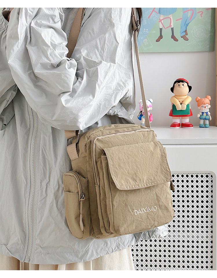 Lightweight Women's Multifunctional Crossbody Bag for Daily Commute & Outdoor Casual Use