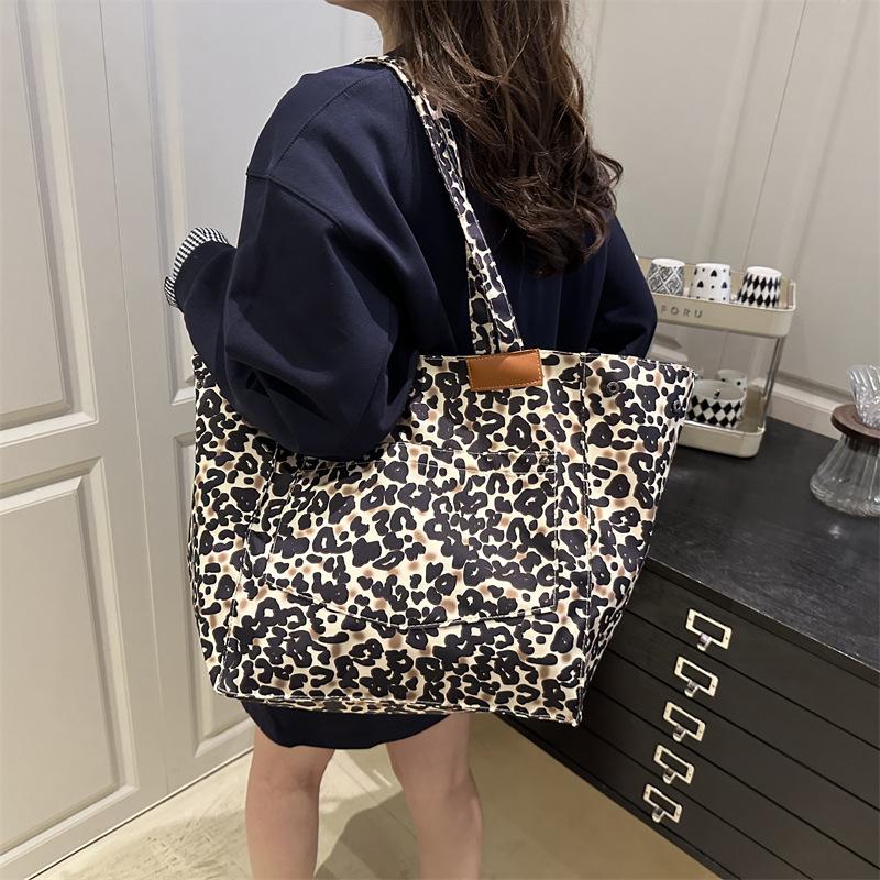 Women S Leopard Print Tote Bag Large Capacity Single Shoulder Commuter Bag