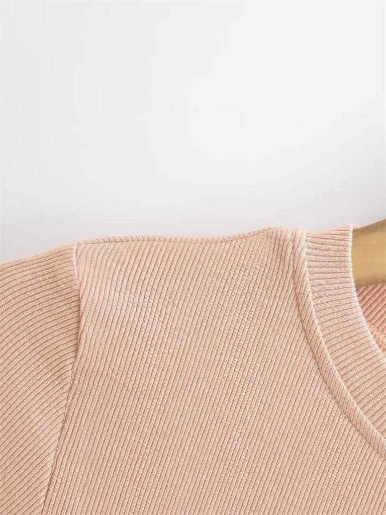 Trendy Women's Ribbed Slim Fit Short Sleeve T-Shirt with Sexy Round Neck and Straight Shoulders.